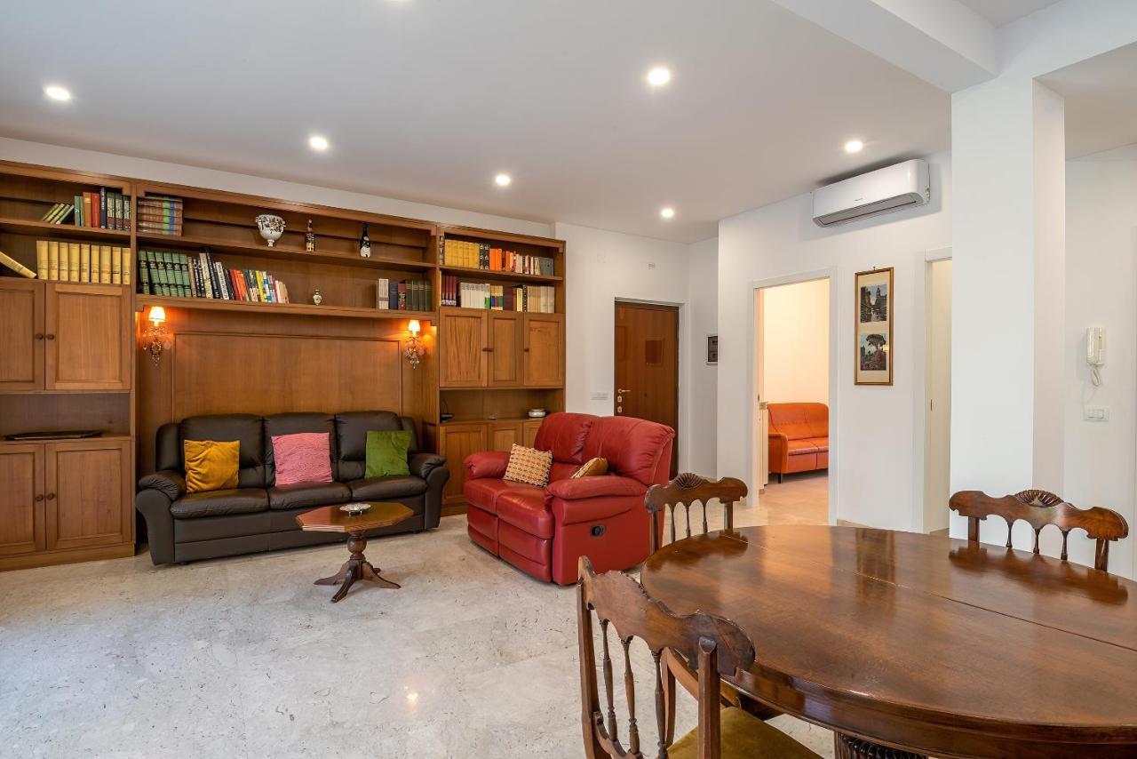 Claudia Apartment Balduina Рим Екстер'єр фото